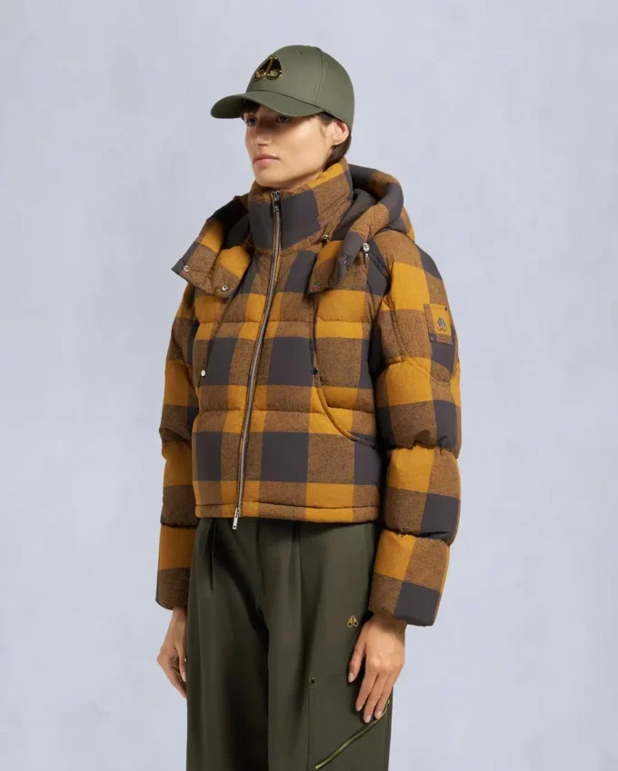 Akai Cropped Puffer Akai Cropped Puffer