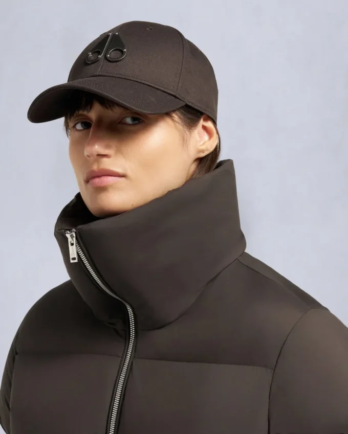 Belle Dune Kurze Daunenjacke mit Lammfellbesatz Belle Dune Kurze Daunenjacke mit Lammfellbesatz