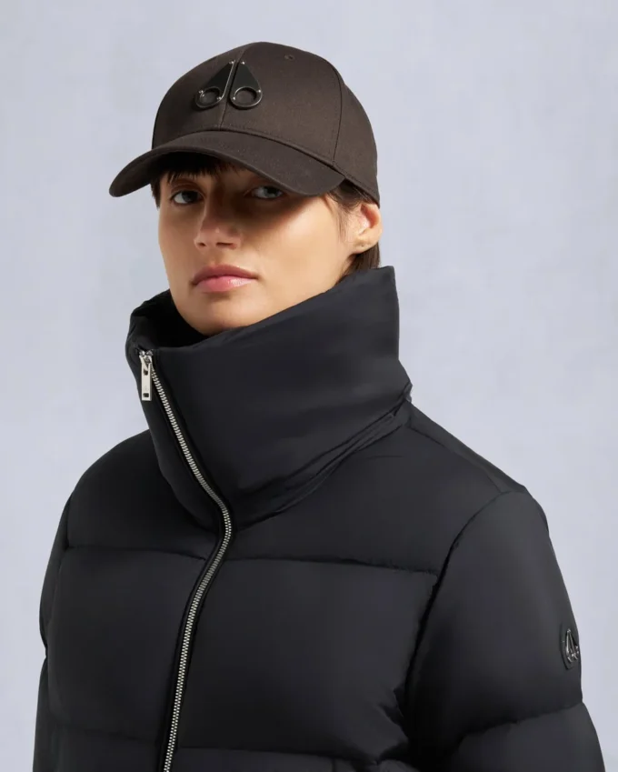 Belle Dune Kurze Daunenjacke mit Lammfellbesatz Belle Dune Kurze Daunenjacke mit Lammfellbesatz
