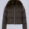 Belle Dune Kurze Daunenjacke mit Lammfellbesatz Belle Dune Kurze Daunenjacke mit Lammfellbesatz