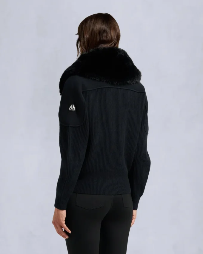 Corina Sweater mit durchgehendem Reißverschluss Corina Sweater mit durchgehendem Reißverschluss
