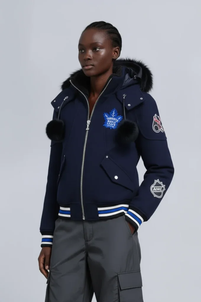 Nhl X Moose Knuckles Maple Leafs Bomberjacke Nhl X Moose Knuckles Maple Leafs Bomberjacke