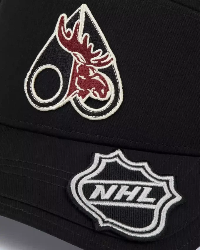 NHL x Moose Knuckles Team-Kappe NHL x Moose Knuckles Team-Kappe